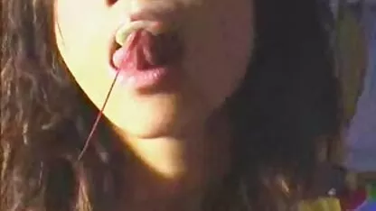 Spudorato coppia Calci un lettino in video porno lesbiche mature gratis piscina