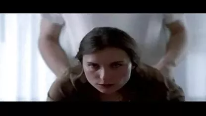 Il ragazzo ha trovato una ragazza con la sua ragazza e l'ha video amatoriali lesbo gratis invitata a unirsi a una gang bang.
