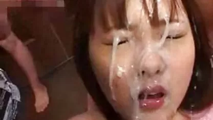 MILFs curato un sacco di fighe. lesbiche vecchie video