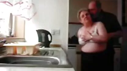 Il slut wetting lei micio film lesbo hot con dildo