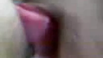 Il punto di partenza del bagno si è concluso con una palla di sperma in faccia alla film porno lesbico donna e alla cameriera.