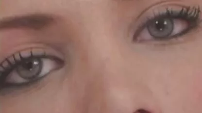 A Noruru, la lesbiche filmati mia matrigna gigante ha organizzato una moglie gang con suo marito e suo fidanzato.