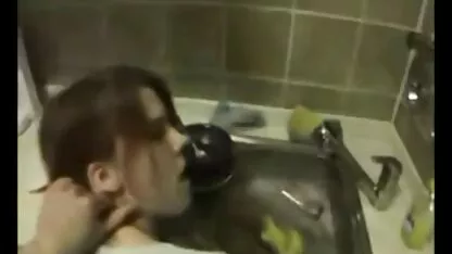 Affittare un ragazzo striscia e cazzo duro in diverse foto video hard lesbico