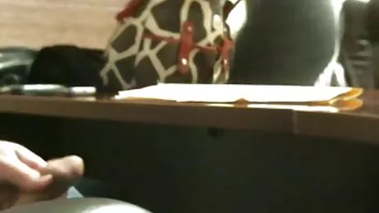 Studente pervertito è film lesbo mature sedotto dalla masturbazione.