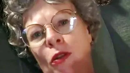Giovane bionda istruttore di fitness film hard di lesbiche anche in palestra