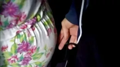 Il messaggero ha incontrato la biancheria da letto e ha suggerito video porno orgia lesbo di scoparla.