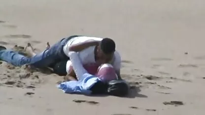 Una bella bruna ha trovato xxx tra lesbiche un lavoro che aveva sognato.
