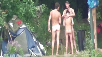 Figlio cazzo un paffuto russo mamma sul tavolo video porno di lesbiche