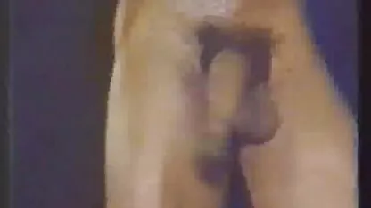 Ottenere fotocamera ritagliato e scopata in film erotici lesbo prima persona