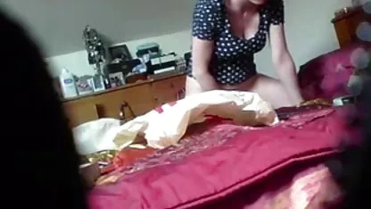 Ha incontrato un amico in viaggio d'affari ed era felice video di lesbiche tettone di avere il suo culo.