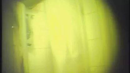 Cazzo nella doccia calda, l'agente di lusso riempito il slut e il suo viso video lesbiche xxx con sperma.