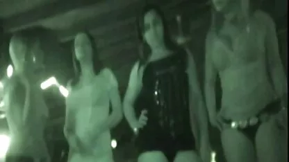 Mi sono reso conto che la moglie di papà anatra con la scene erotiche lesbiche moglie ed entrambi hanno la bellezza sessuale