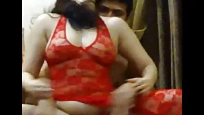 Calze babe Gemiti cercando anatra con il suo amico e film porno lesbice un cazzo sottile